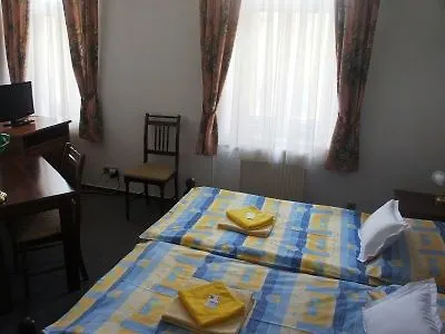 Lafayette Hotel